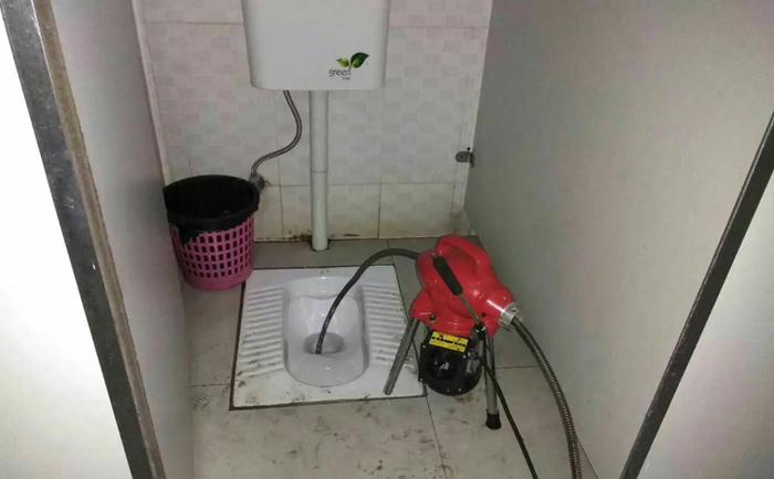 堆龙德庆蹲便疏通